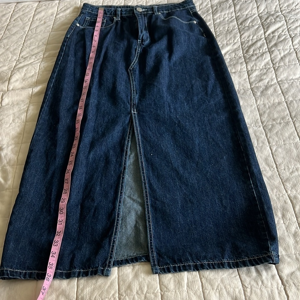 Blank NYC Dark Blue Denim Skirt with Front Slit - Picture 3 of 7